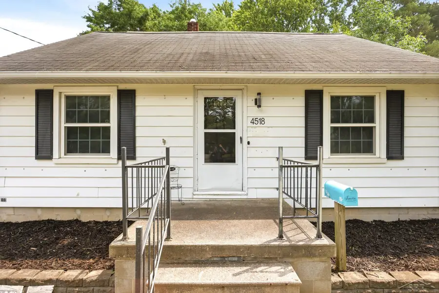 4518 Jefferson AVE, Midland, MI 48640 - #2
