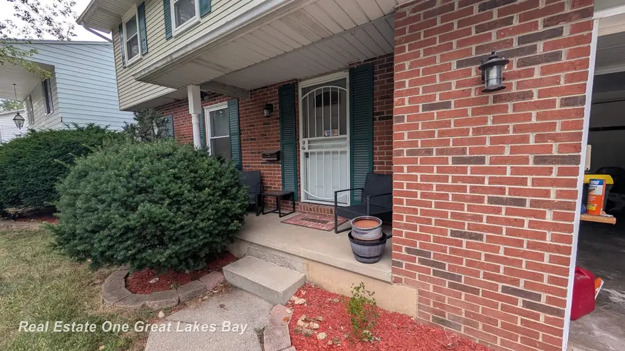 1808 Laurel Oak DR, Flint, MI 48507 - #2