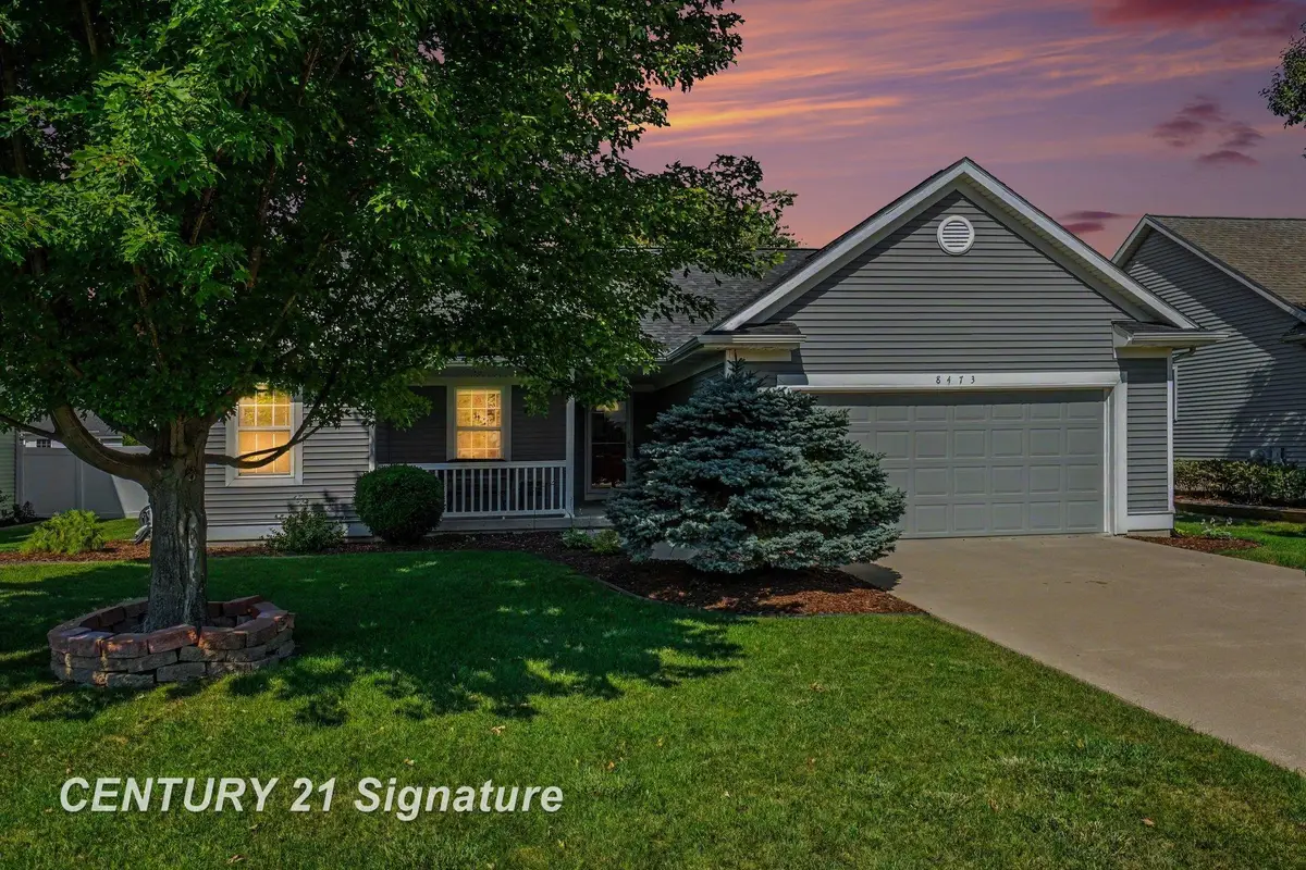 8473 Waxwing DR, Freeland, MI 48623 - #1