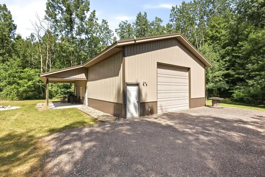 4960 Washburn RD, Vassar, MI 48768 - #3