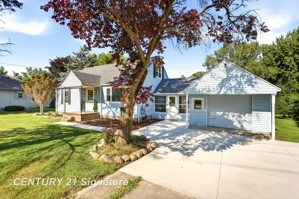 1449 Midland RD, Saginaw, MI 48638