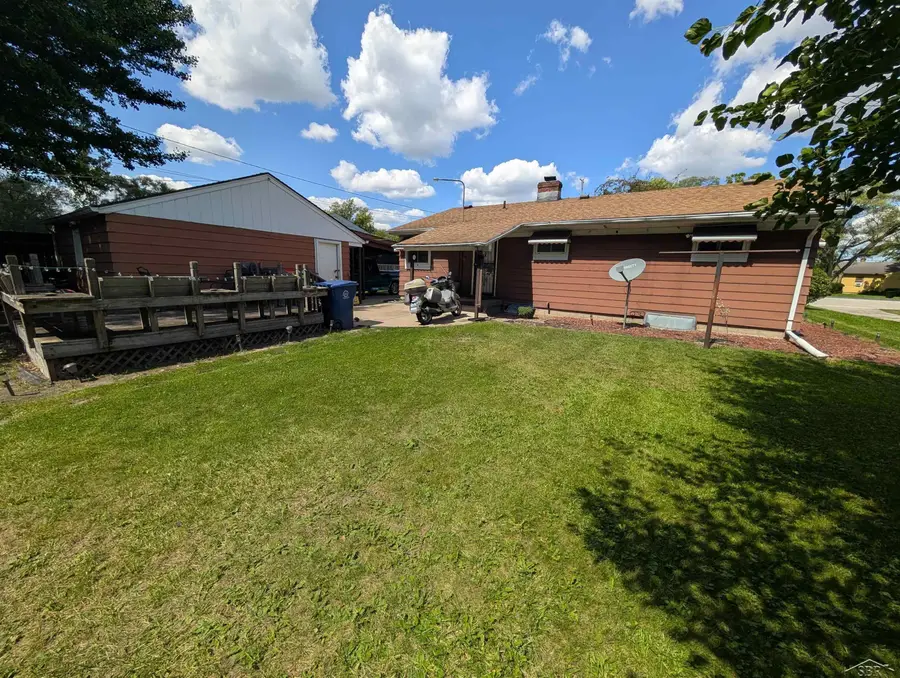 4764 Hess RD, Saginaw, MI 48601 - #2
