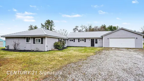 474 W Taylor, Sanford, MI 48657