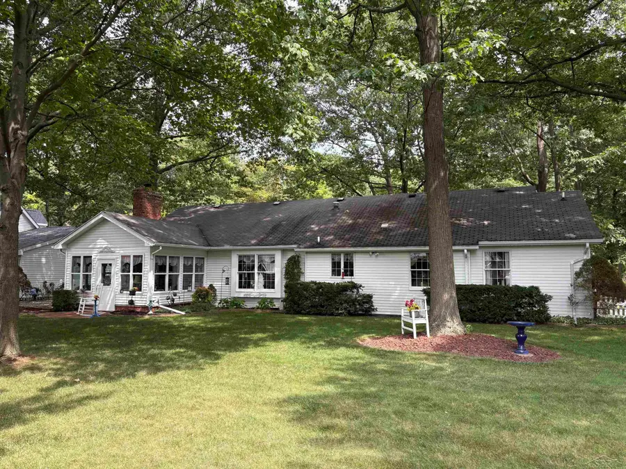 3641 Winfield DR, Saginaw, MI 48603 - #2