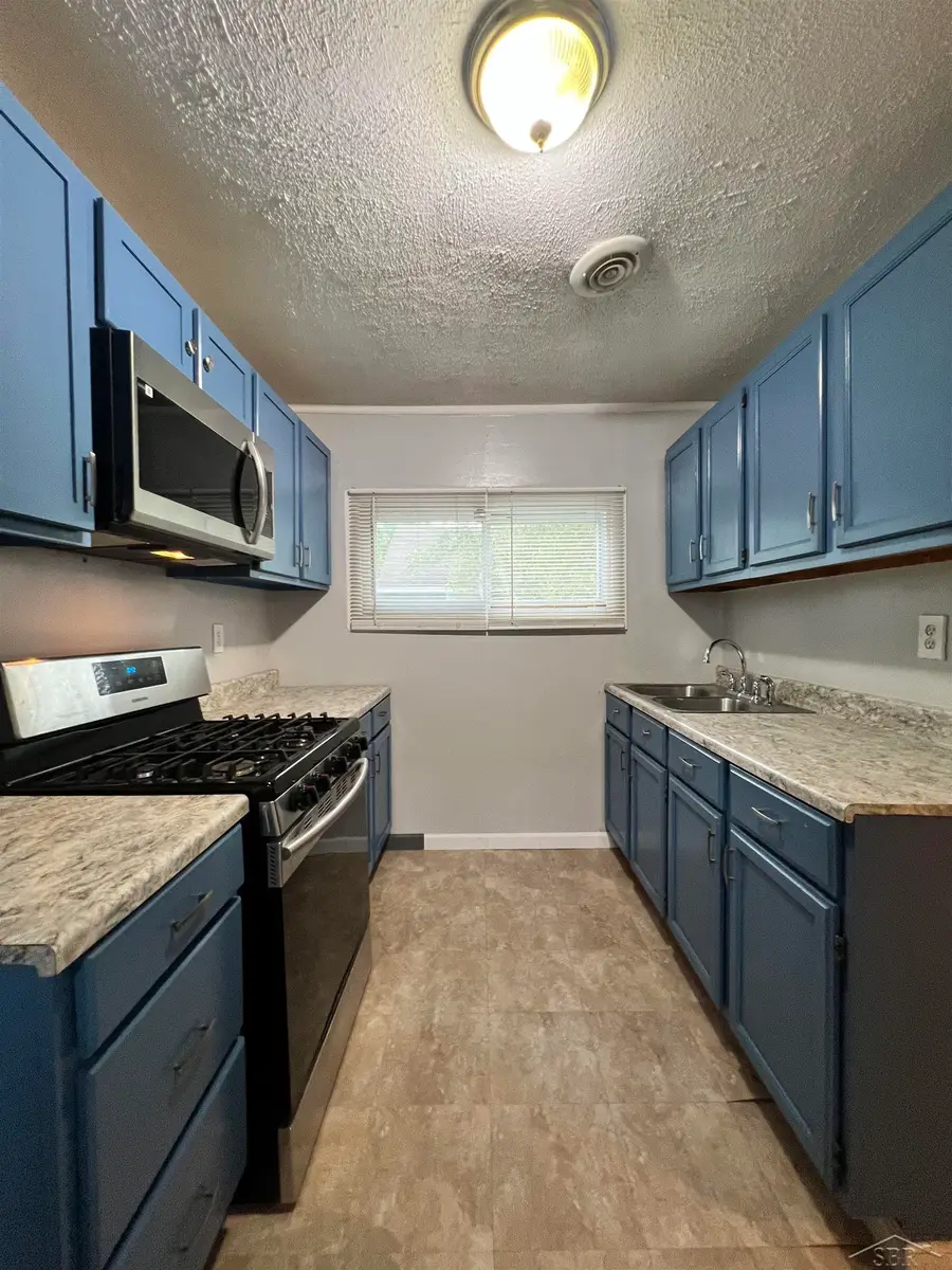 1521 Stanley ST, Saginaw, MI 48602 - #3