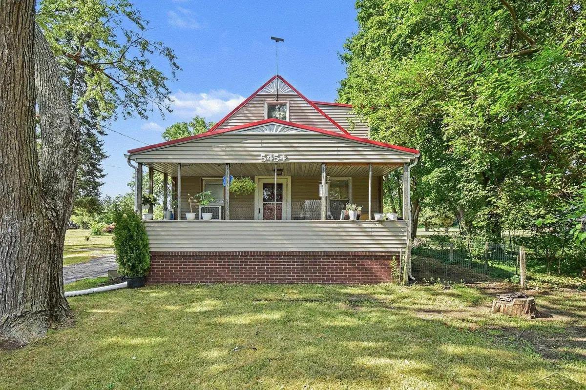 5454 Miller RD, Swartz Creek, MI 48473 - #1