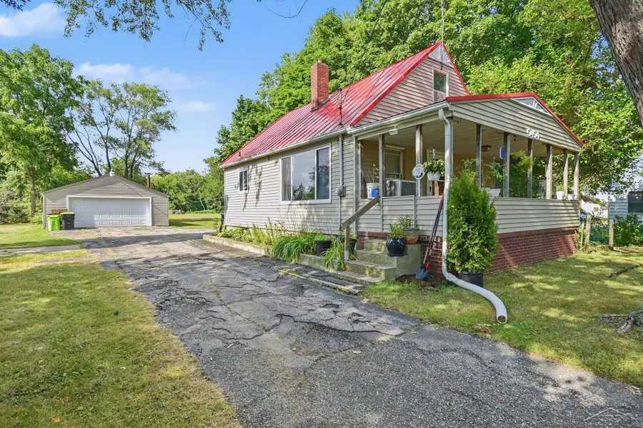 5454 Miller RD, Swartz Creek, MI 48473 - #2