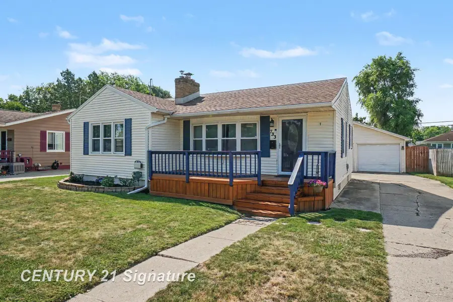 733 Tulane ST, Carrollton, MI 48604 - #2