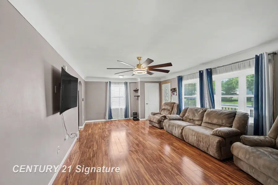 733 Tulane ST, Carrollton, MI 48604 - #3