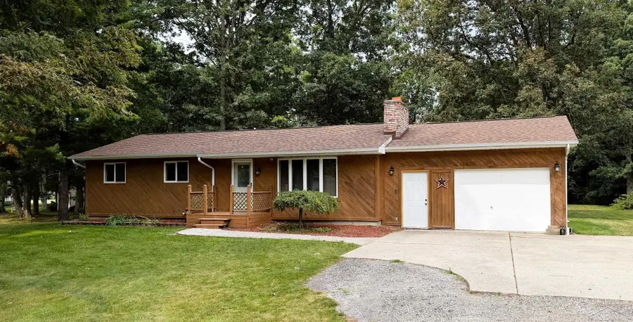 12930 Tamarack DR, Burt, MI 48417 - #2