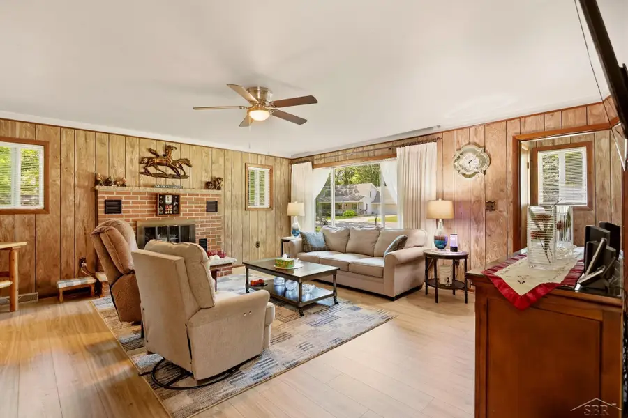 110 Chippewa TRL, Prudenville, MI 48651 - #2