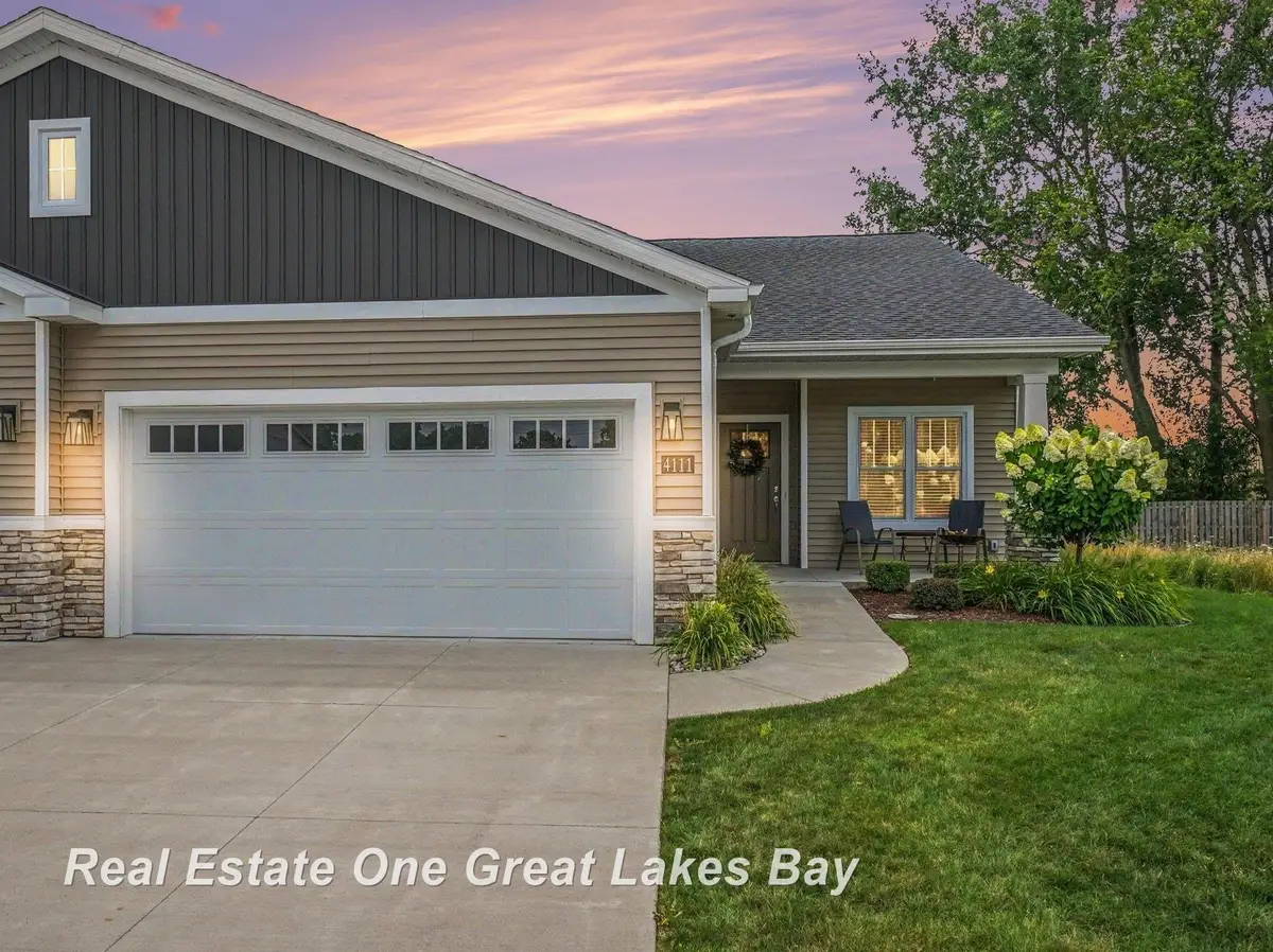 4111 Woodburn CT, Saginaw, MI 48603 - #1