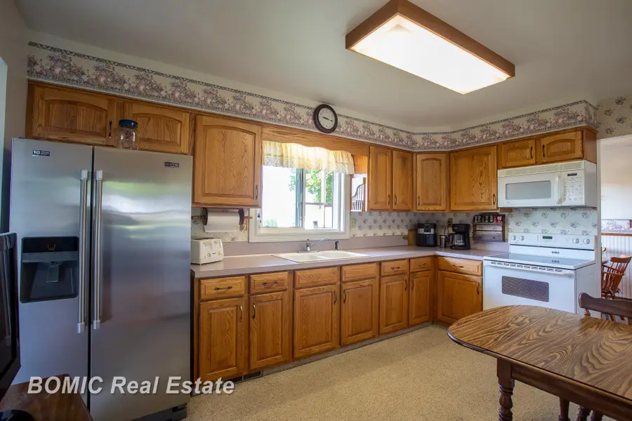 10750 Birch Run RD, Birch Run, MI 48415 - #2