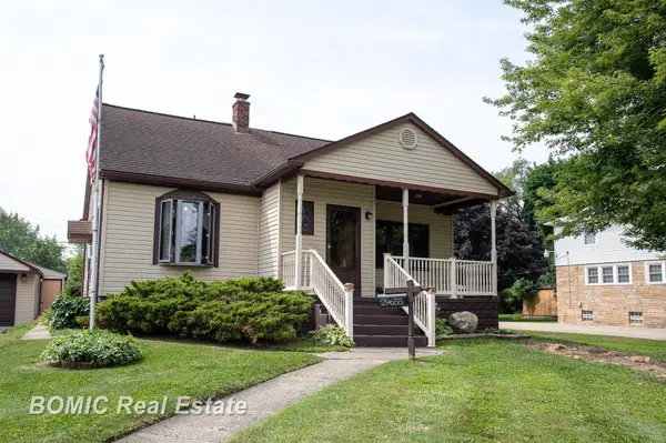 29655 John Hauk ST, GardenCity, MI 48135