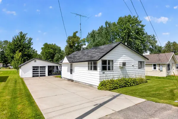 121 Sandpiper AVE, HoughtonLake, MI 48629
