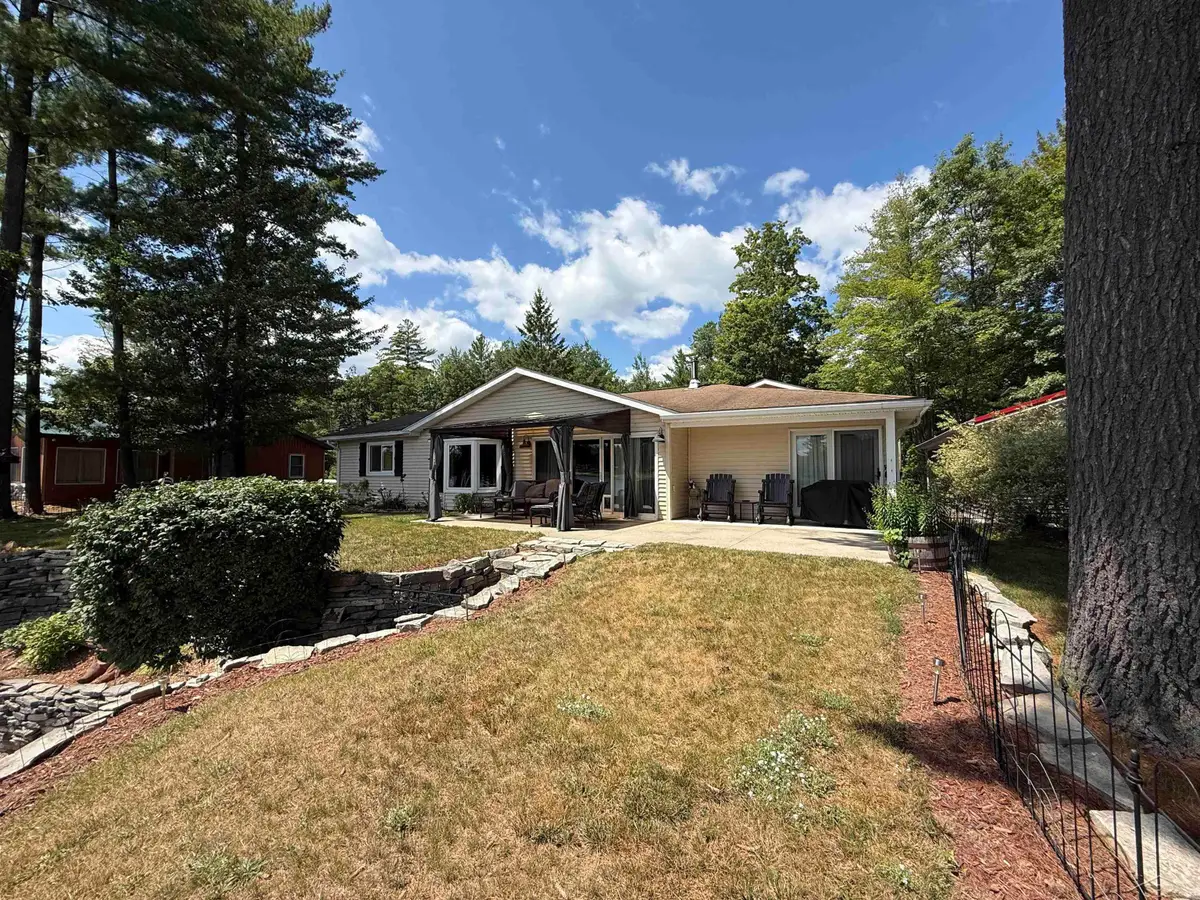3422 E Pinecrest DR, Gladwin, MI 48624 - #1