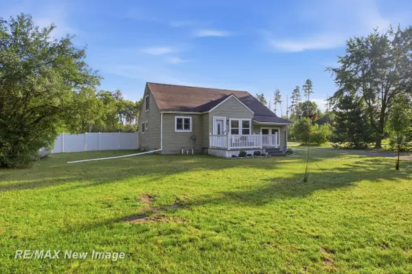 740 W Pine River RD, Midland, MI 48640