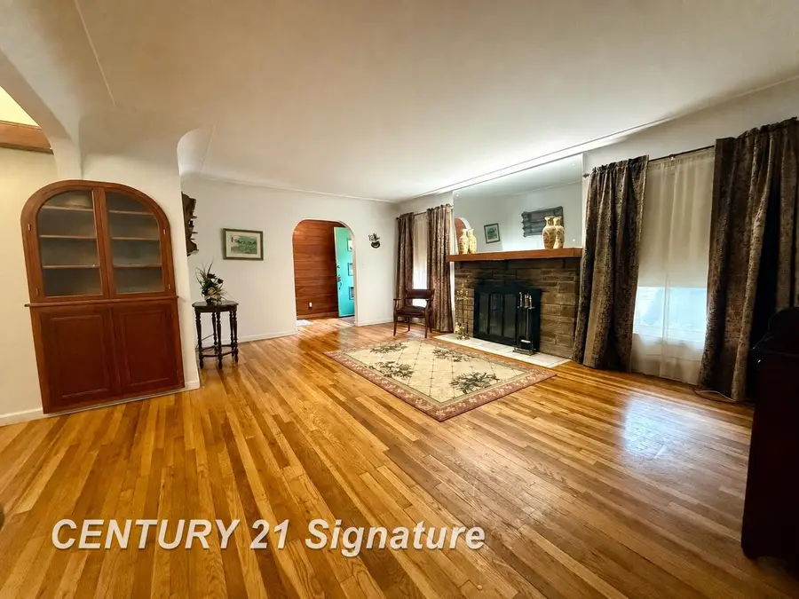 2116 Barnard ST, Saginaw, MI 48602 - #2