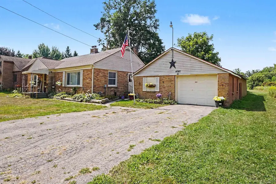 4060 S Washington RD, Spaulding, MI 48601 - #3