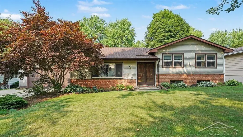 209 Westview DR, Alma, MI 48801 - #1