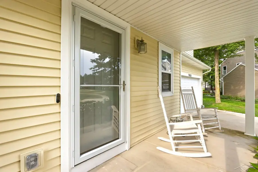 7621 Winding Creek, Midland, MI 48642 - #3