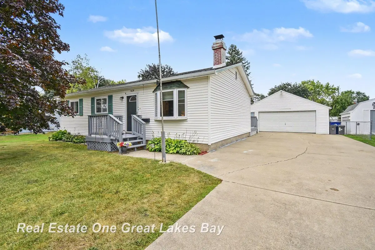 1639 Riviera ST, Saginaw, MI 48604 - #1