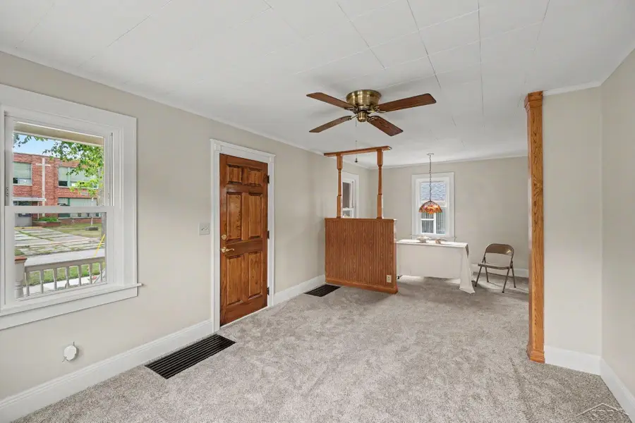 2412 N Charles ST, Saginaw, MI 48602 - #3