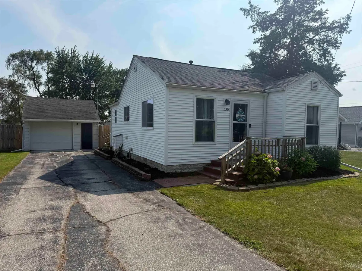 530 Church ST, Freeland, MI 48623 - #1
