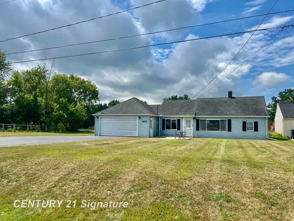 5935 Midland RD, Freeland, MI 48623