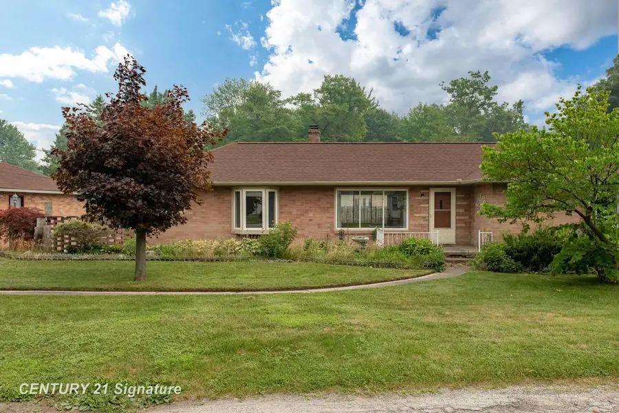103 Lincoln DR, Bangor, MI 48706 - #3