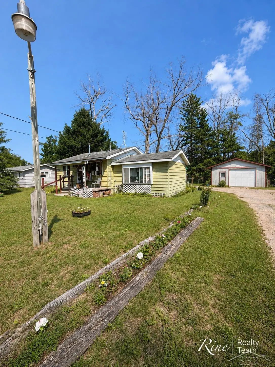 4037 Brookview DR, Prescott, MI 48756 - #1