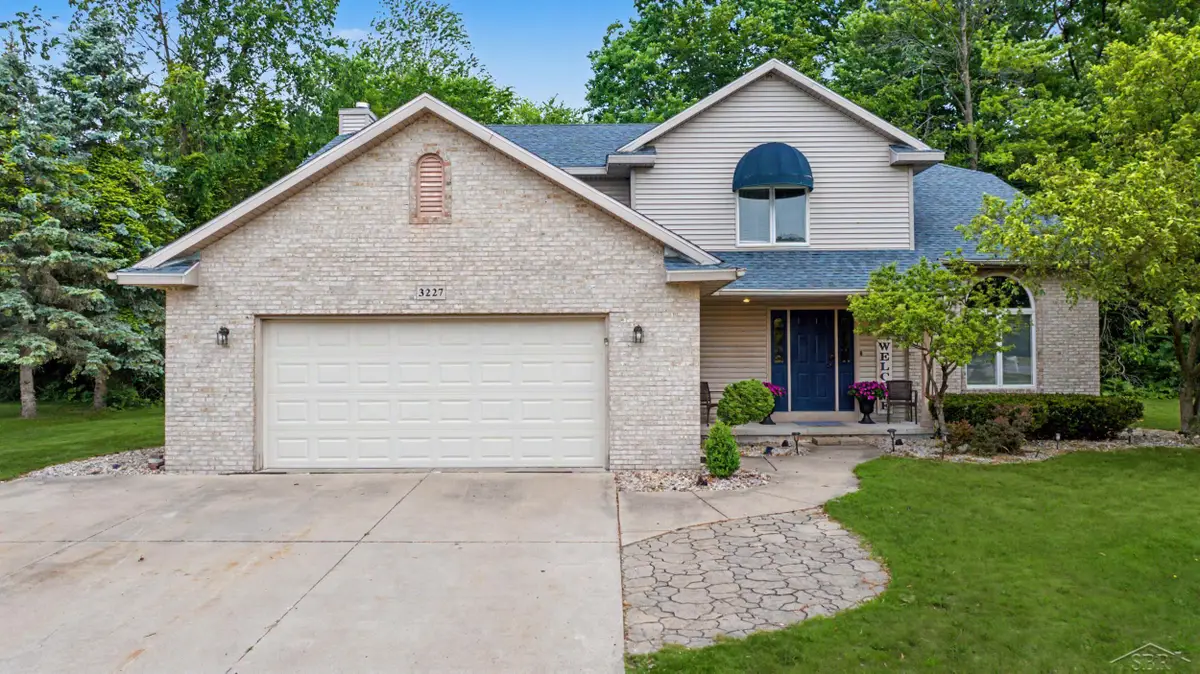 3227 Setting Sun BLVD, Saginaw, MI 48603 - #1
