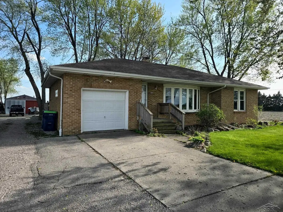 4860 E Washington RD, Saginaw, MI 48601 - #1