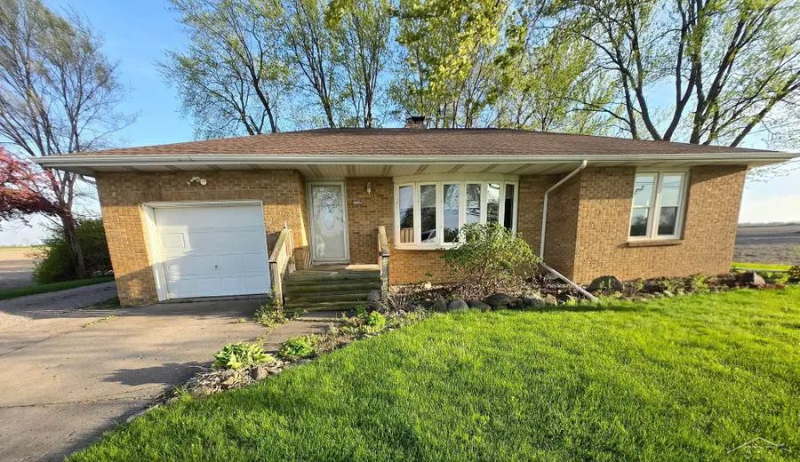 4860 E Washington RD, Saginaw, MI 48601 - #2