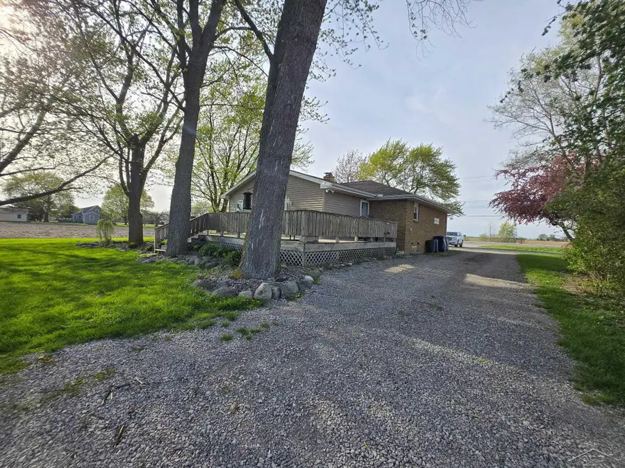 4860 E Washington RD, Saginaw, MI 48601 - #3