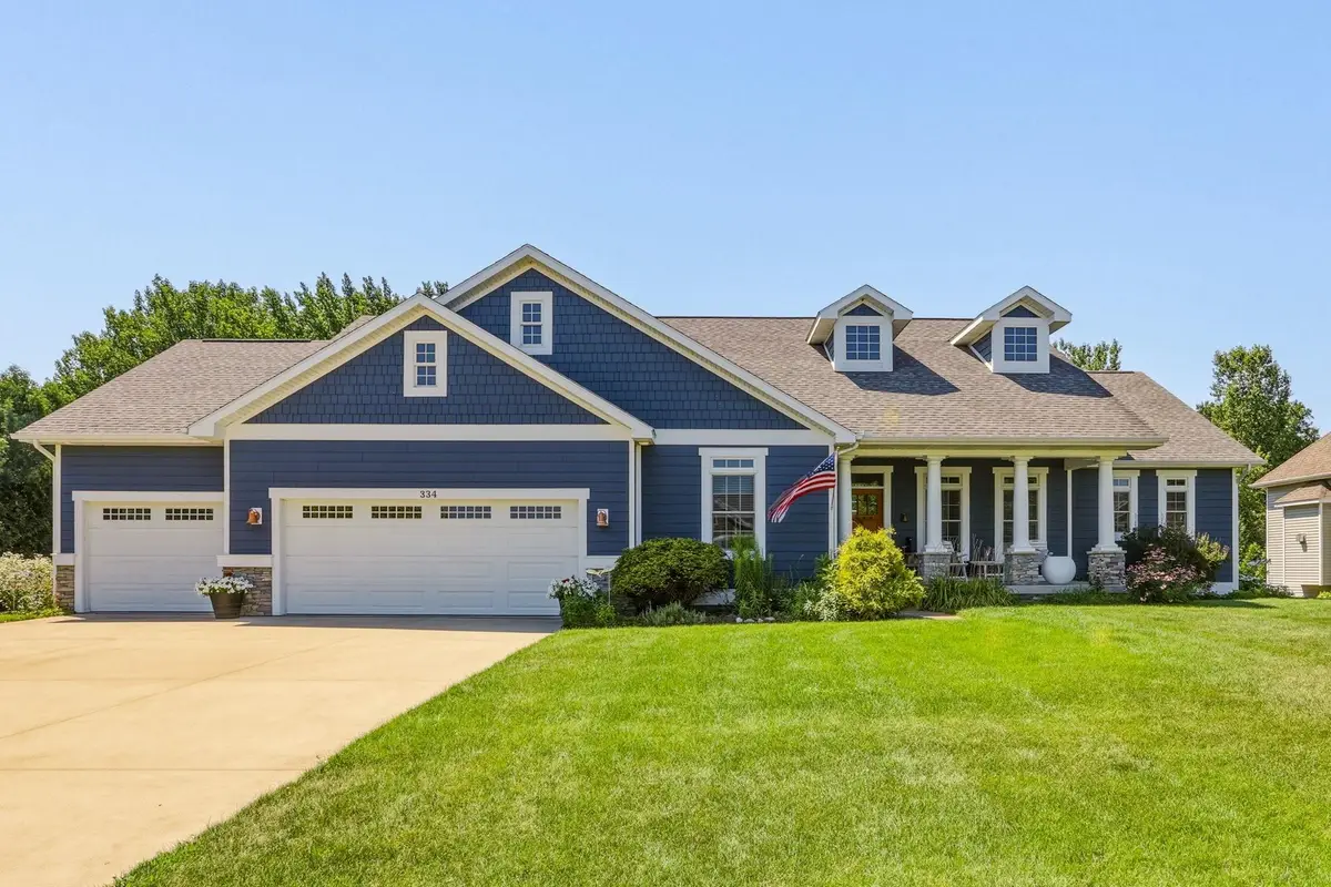 334 Queens Creek DR, Frankenmuth, MI 48734 - #1