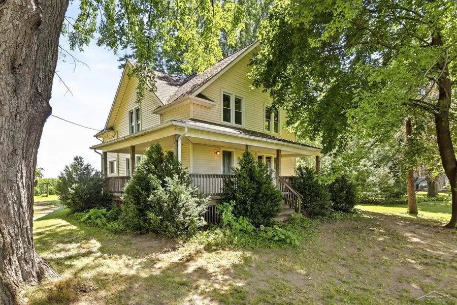 2775 S Thayer RD, Freeland, MI 48623 - #2