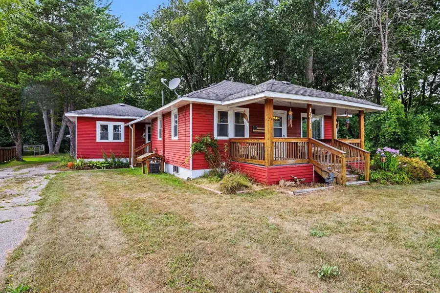 1311 N Huron RD, Linwood, MI 48634 - #2