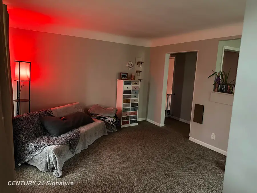 1814 Marlowe Dr DR, Flint, MI 48504 - #2