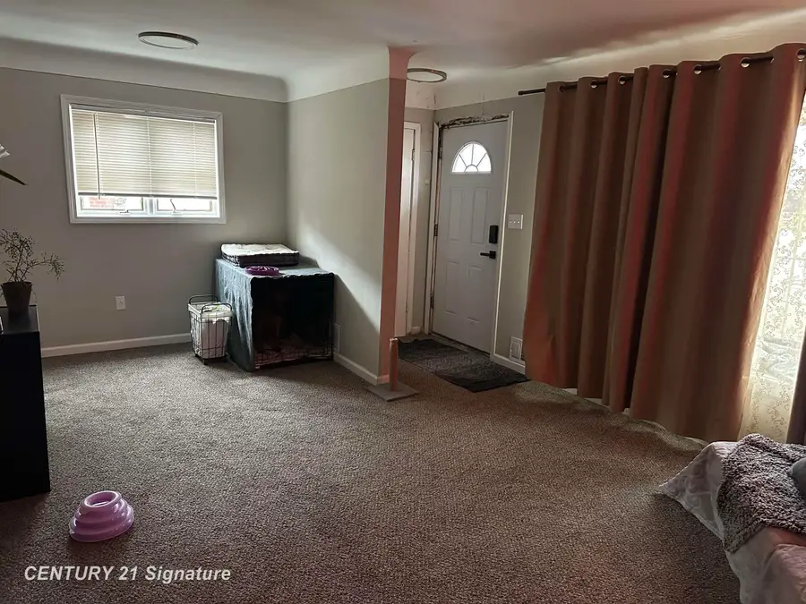 1814 Marlowe Dr DR, Flint, MI 48504 - #3