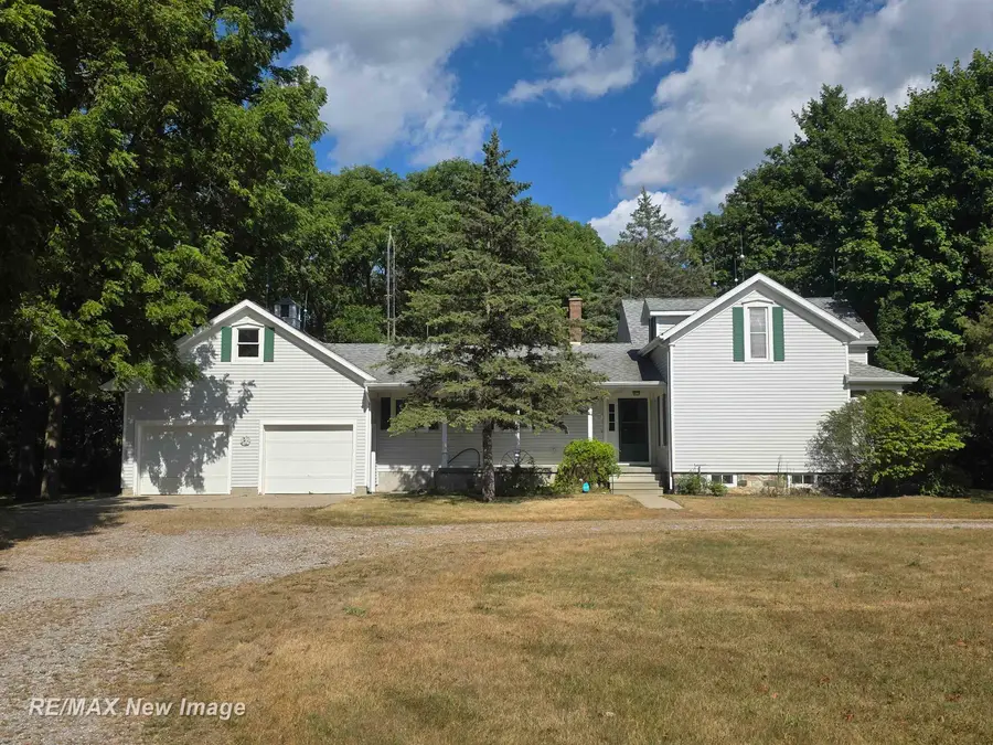 7200 Volkmer RD, Chesaning, MI 48616 - #3
