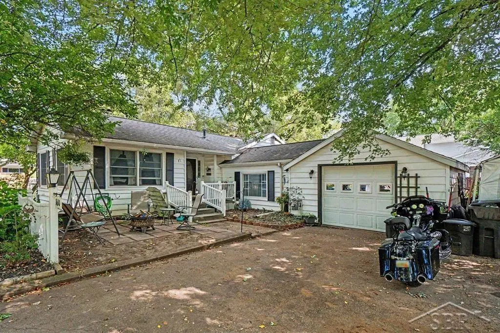 1610 E Ashman ST, Midland, MI 48642 - #1