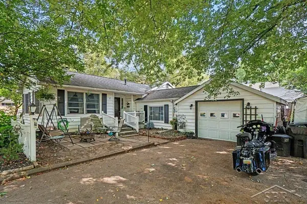 1610 E Ashman ST, Midland, MI 48642