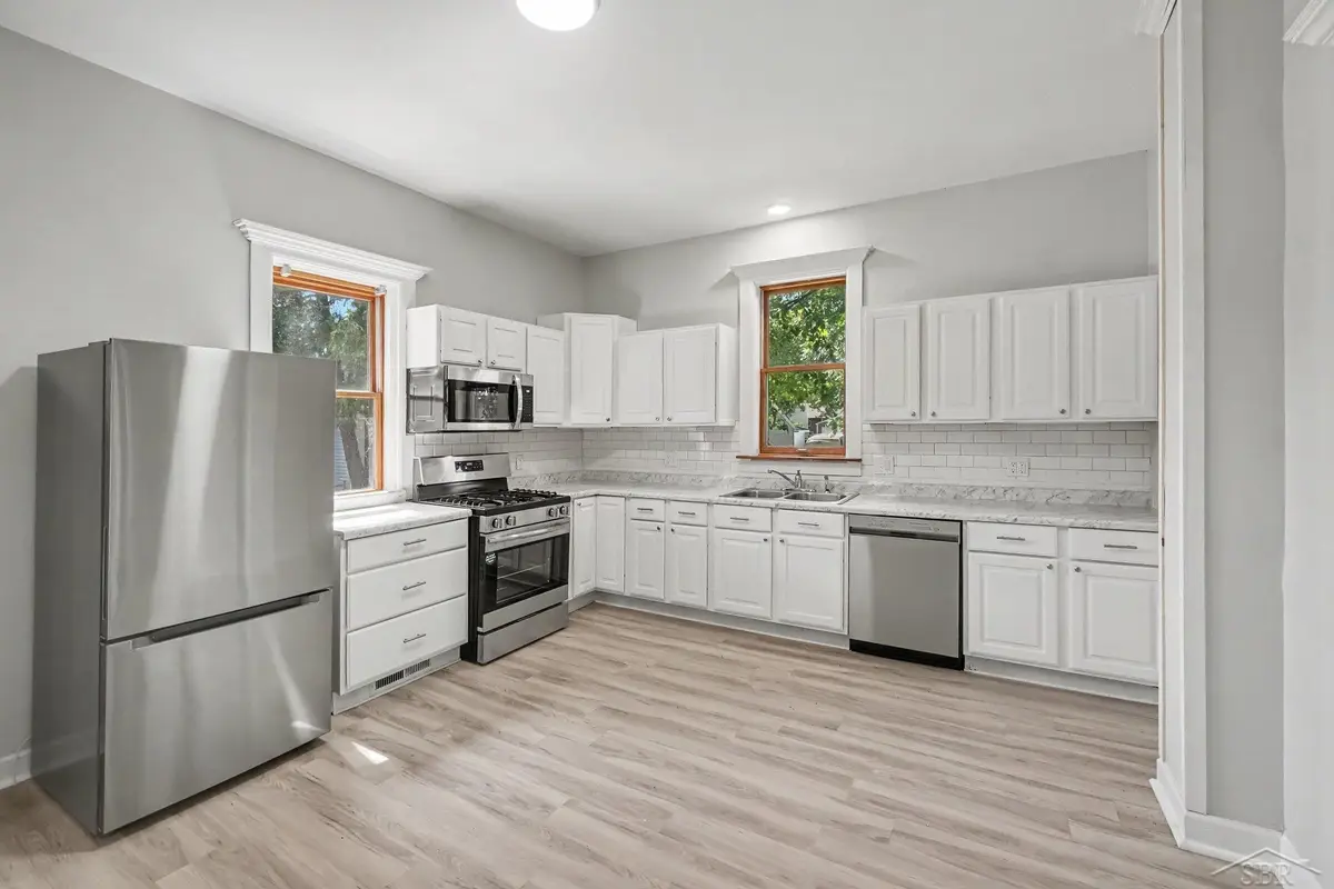 804 E SMITH ST, Bay City, MI 48706 - #1