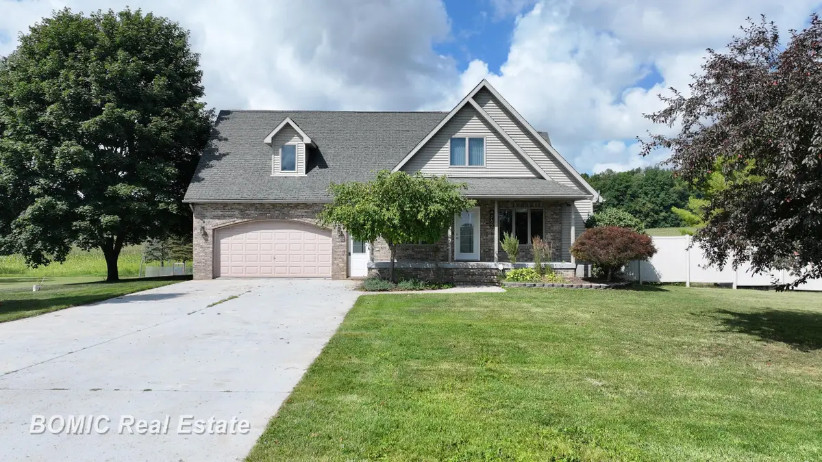 4265 Hurds Corner, Elmwood, MI 48726 - #1