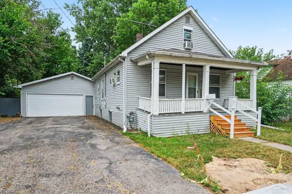 2018 N Woodbridge ST, Saginaw, MI 48602