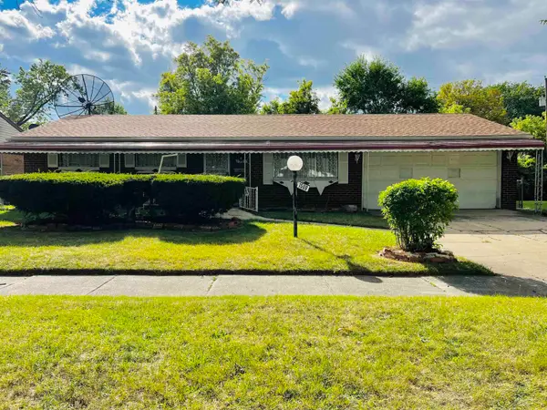 1509 Dillon, Saginaw, MI 48601