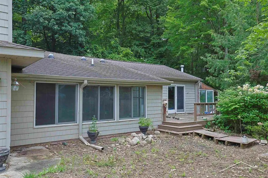 3840 N Water RD, Sanford, MI 48657 - #2