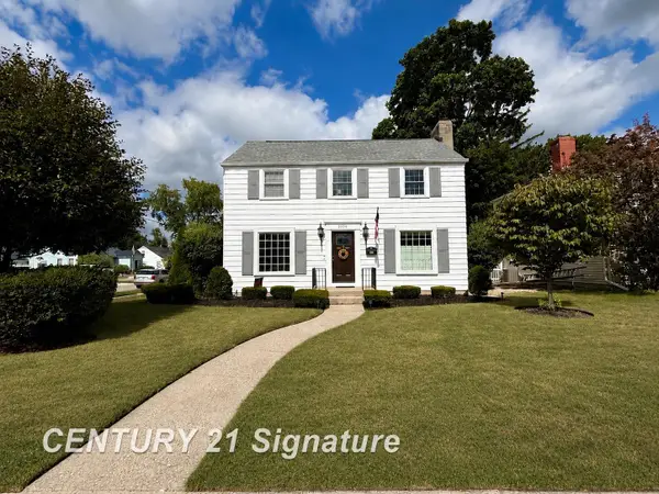 2520 Adams, Saginaw, MI 48602