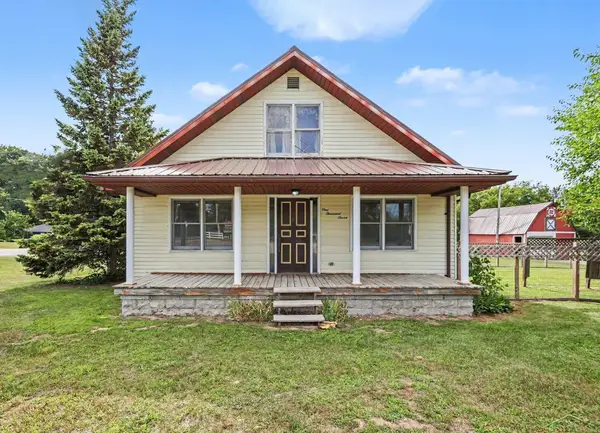 1007 N Huron RD, Linwood, MI 48634